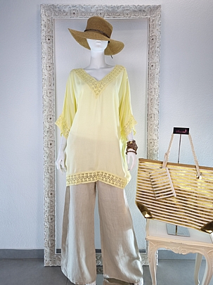 Κίτρινη Μπλούζα-Καφτάνι με ωραία δαντέλα στο V και στο μανίκι