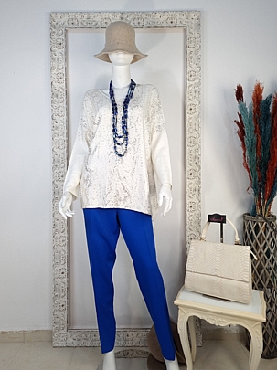 Βελούδινη μπλούζα με snake print
